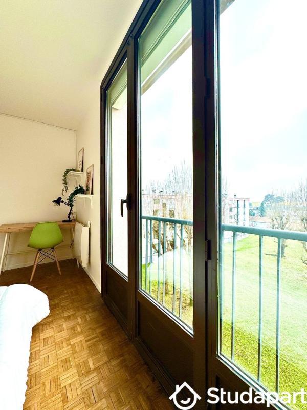 Chambre - 12 m² - 1 pièce