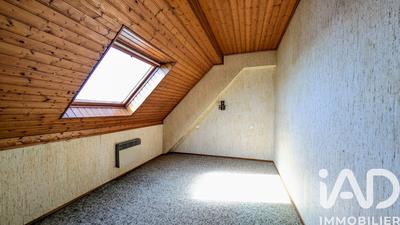 Maison - 212 m² - 8 pièces