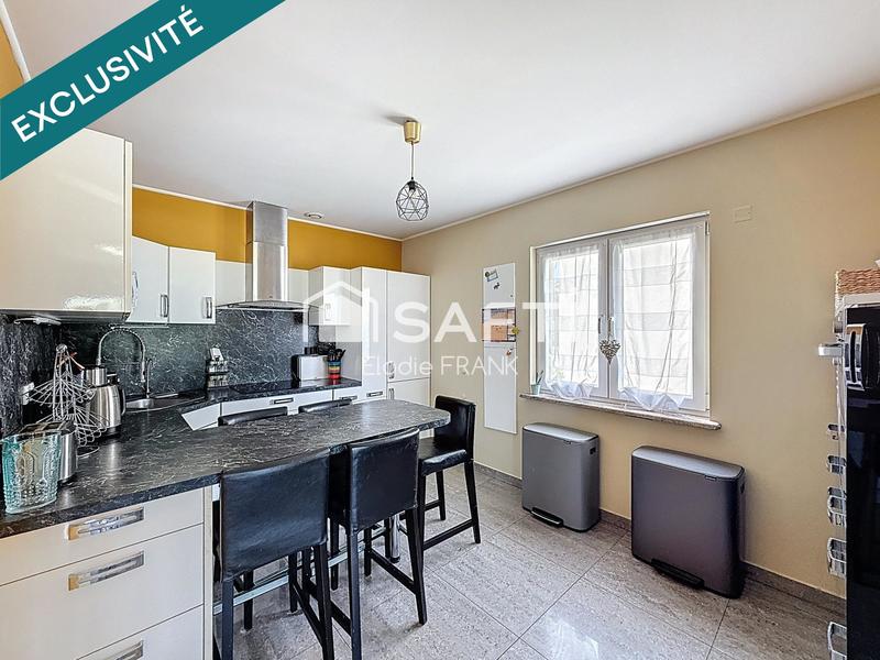 Maison - 259 m² - 9 pièces