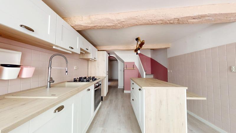 Maison de village - 81 m² - 6 pièces