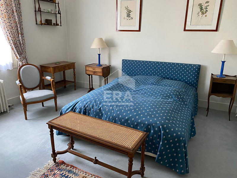 Maison - 379 m² - 15 pièces