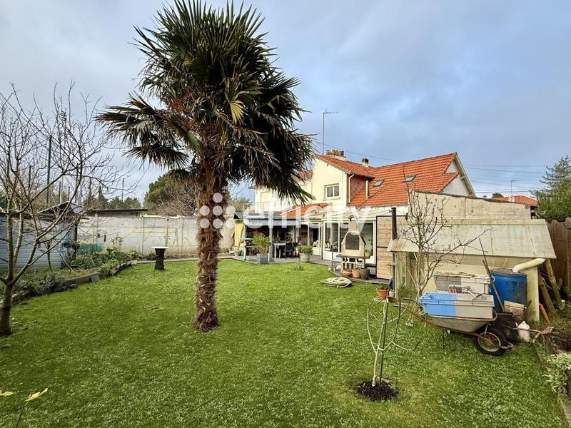 Maison - 109 m² - 4 pièces