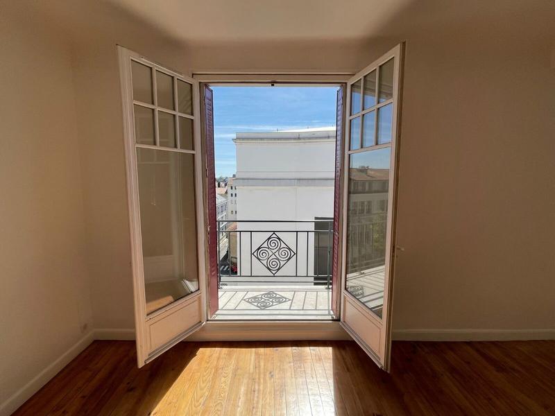 Appartement - 76 m² - 3 pièces