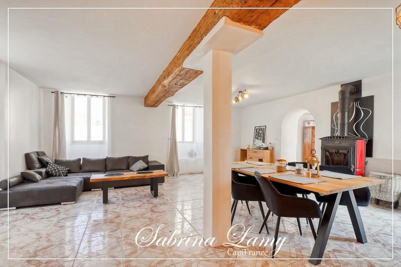 Maison - 210 m² - 7 pièces