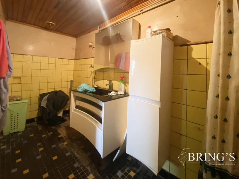 Maison - 300 m² - 6 pièces