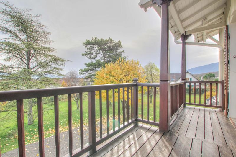 Maison - 200 m² - 6 pièces