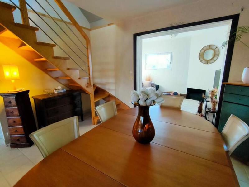 Maison traditionnelle - 160 m² - 8 pièces