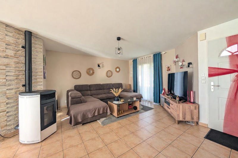 Maison - 94 m² - 4 pièces