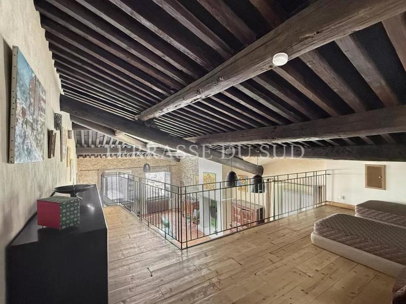 Appartement - 105 m² - 3 pièces