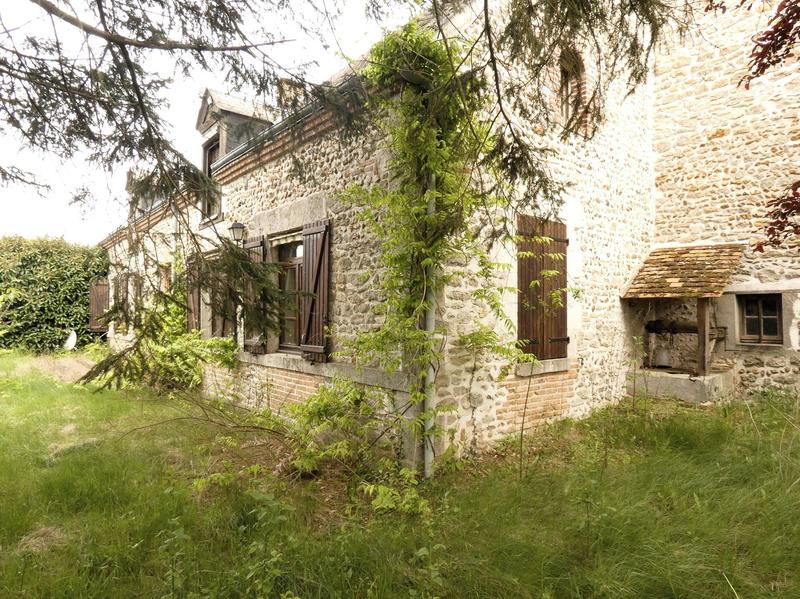 Maison traditionnelle - 197 m² - 7 pièces