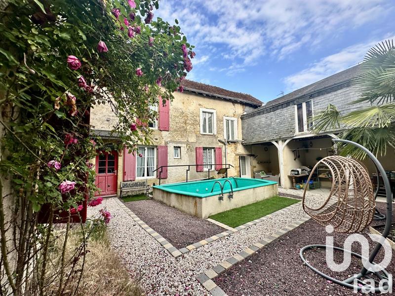 Maison - 327 m² - 12 pièces