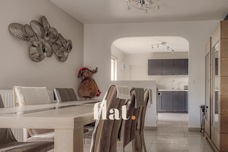 Maison - 175 m² - 6 pièces