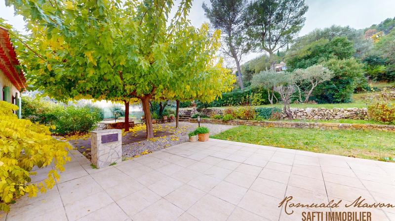 Maison - 163 m² - 6 pièces