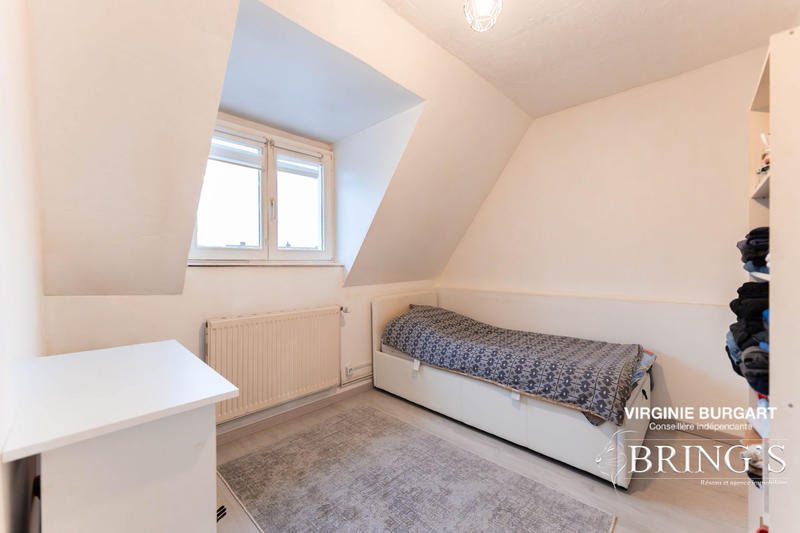 Maison - 95 m² - 5 pièces