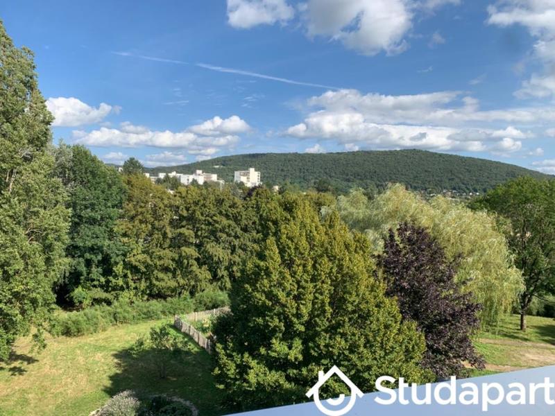 Chambre - 110 m² - 1 pièce