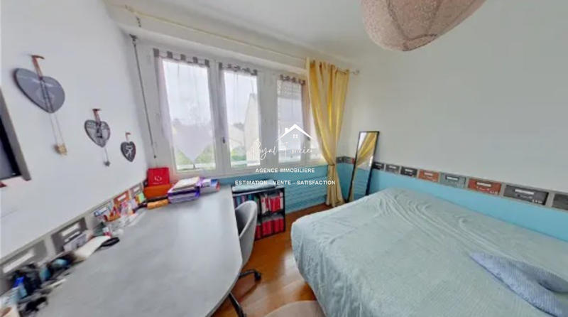 Maison traditionnelle - 97 m² - 5 pièces