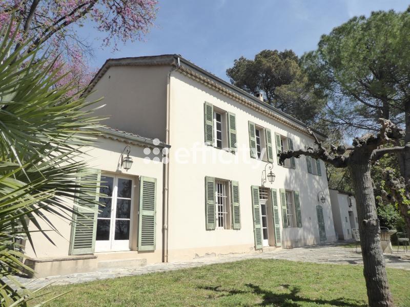 Maison - 180 m² - 6 pièces