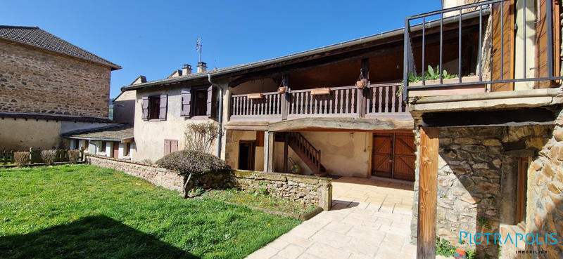 Maison - 194 m² - 7 pièces