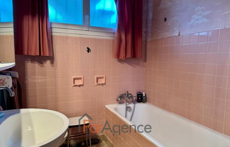 Maison - 163 m² - 7 pièces