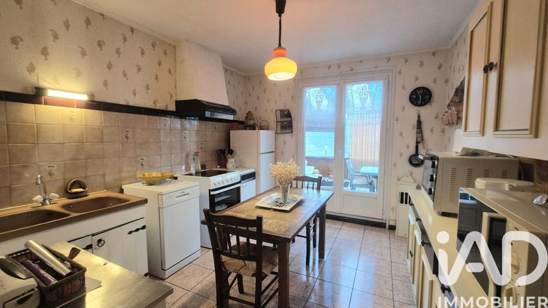 Maison - 90 m² - 3 pièces