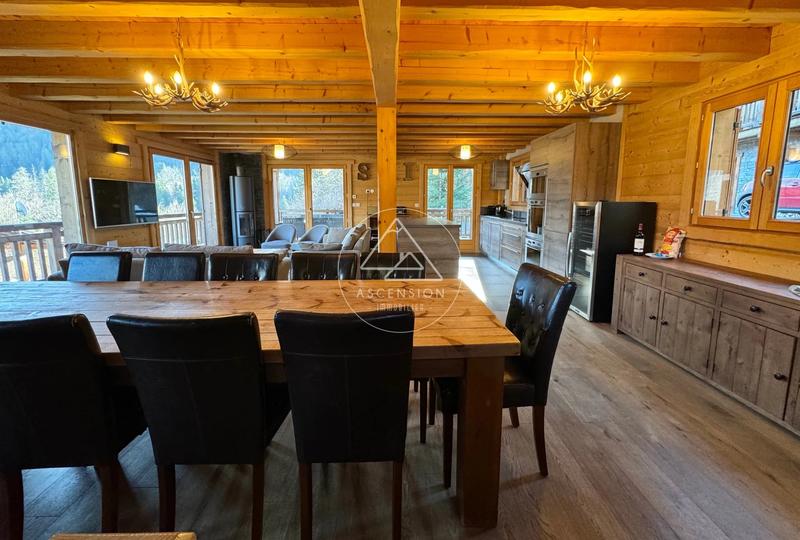 Châlet - 185 m² - 6 pièces