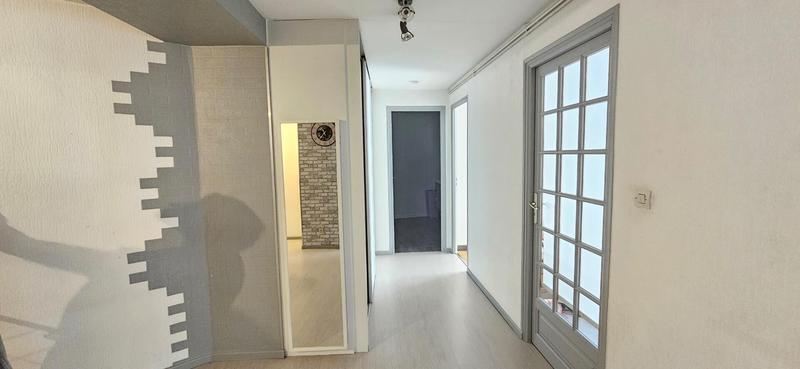 Appartement - 117 m² - 4 pièces