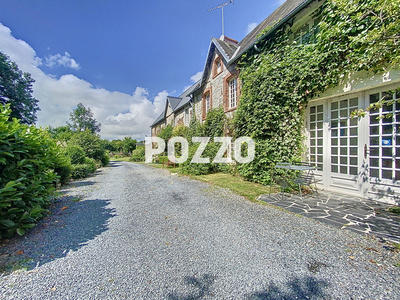 Maison - 400 m² - 13 pièces