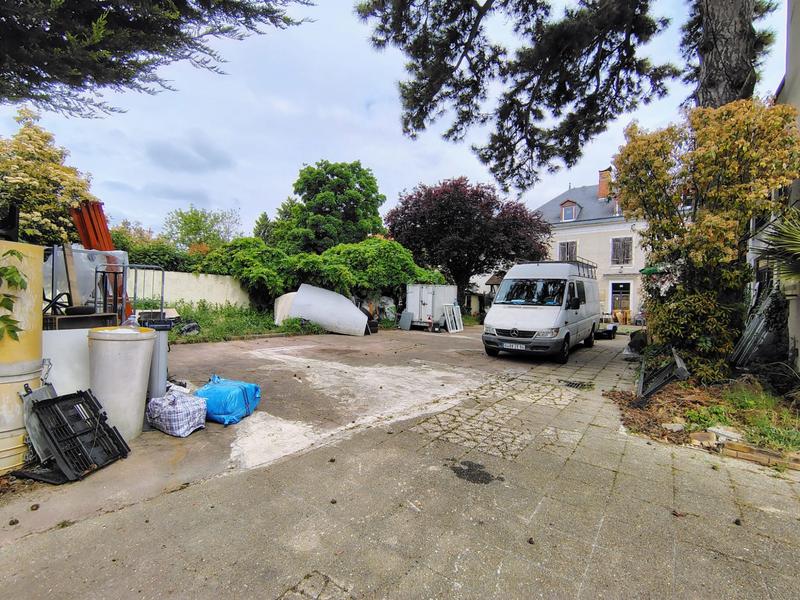 Local d'activités - 1 000 m²