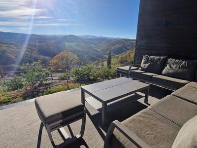 Maison de bois - 174 m² - 5 pièces