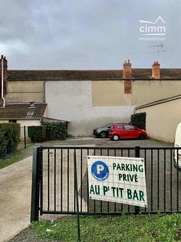 Fonds de commerce - Magasins - 93 m²