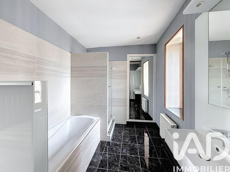 Maison de village - 120 m² - 5 pièces