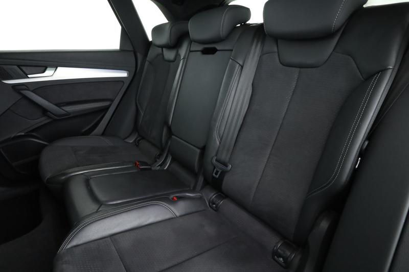 Audi Q5 40 Tdi s line Quattro s tronic 7 204 ch