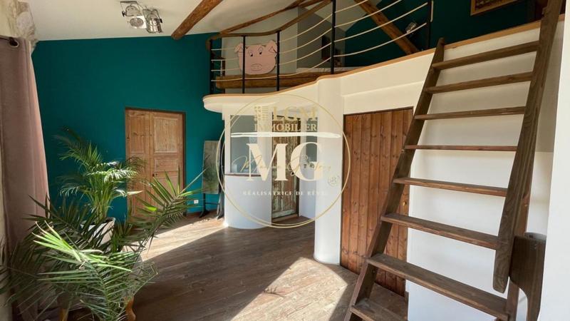 Maison - 185 m² - 6 pièces