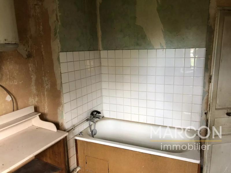 Maison de village - 85 m² - 6 pièces