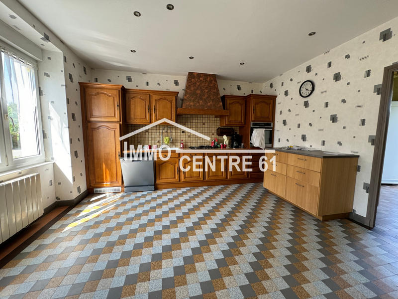 Maison - 121 m² - 5 pièces