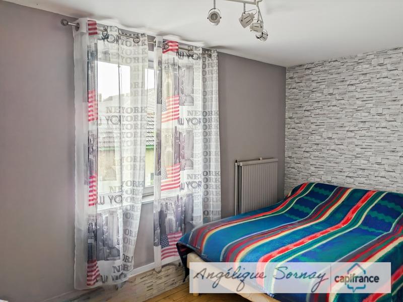 Maison de village - 191 m² - 7 pièces