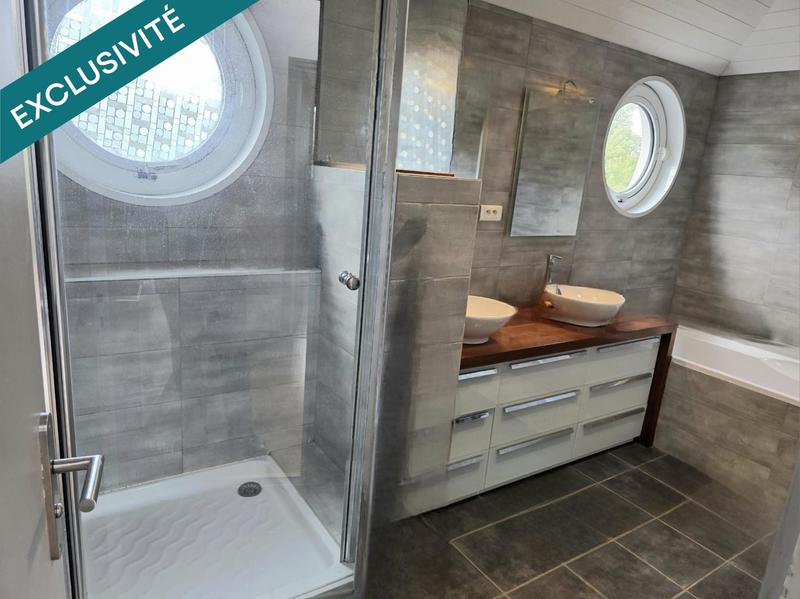 Maison - 192 m² - 7 pièces