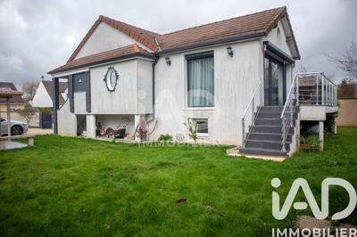 Maison - 139 m² - 6 pièces