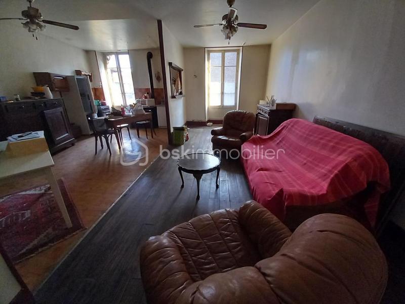 Maison - 180 m² - 5 pièces