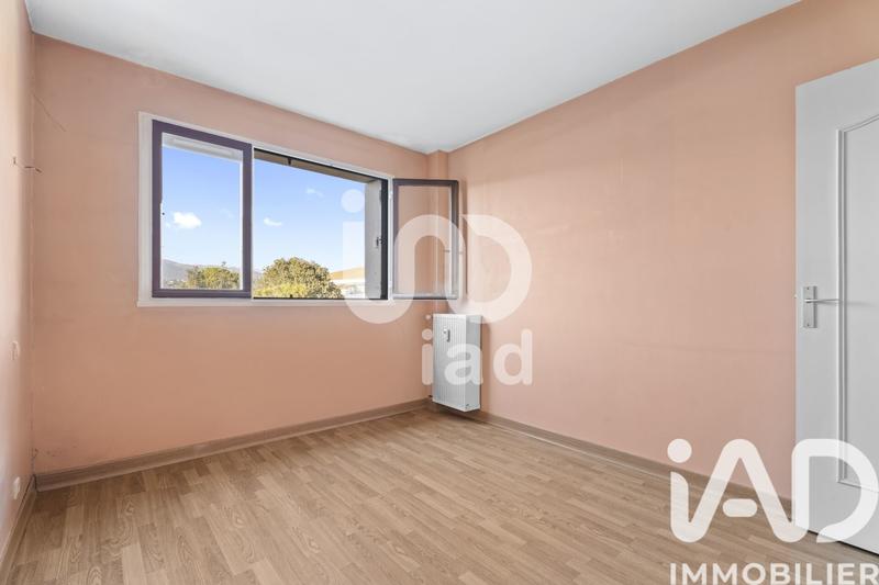 Appartement - 87 m² - 4 pièces