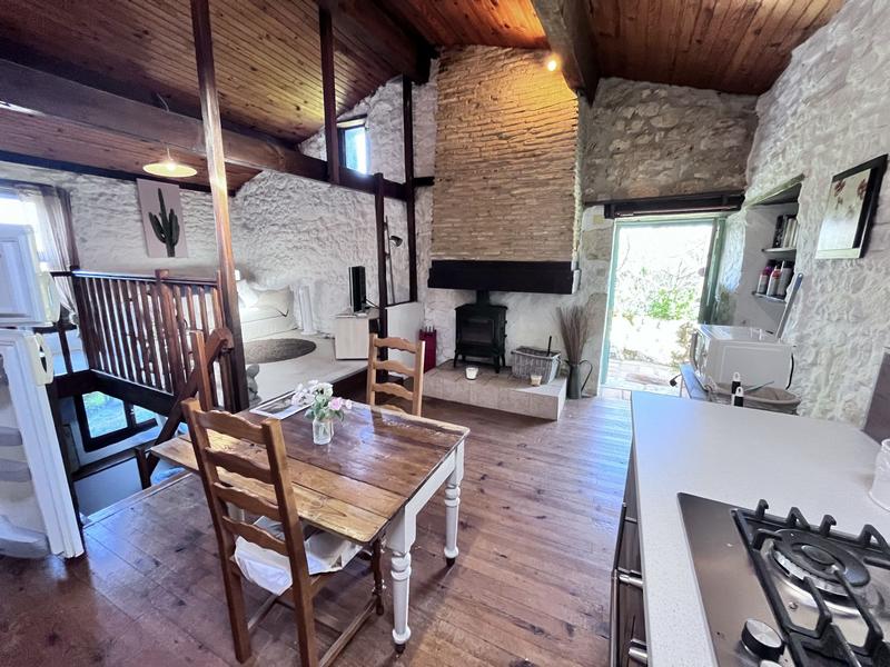 Maison traditionnelle - 350 m² - 14 pièces