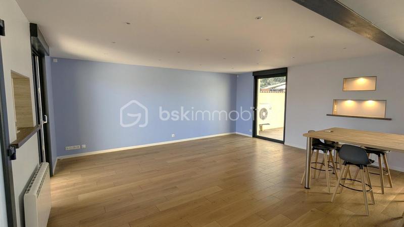 Maison traditionnelle - 86 m² - 4 pièces