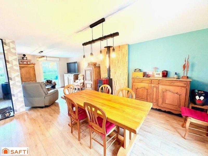 Maison - 90 m² - 5 pièces