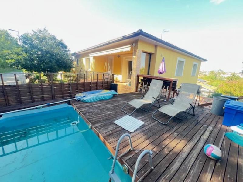 Maison - 217 m² - 7 pièces