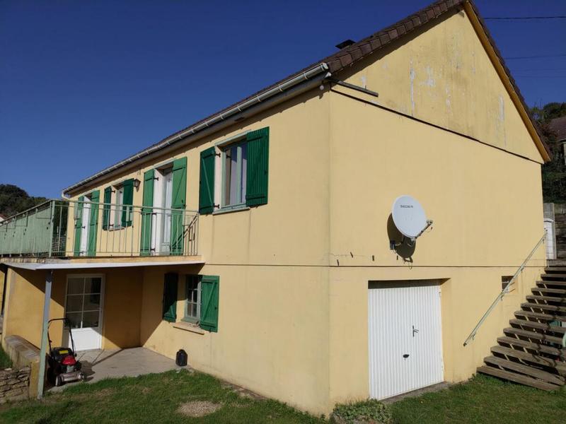 Maison - 97 m² - 5 pièces