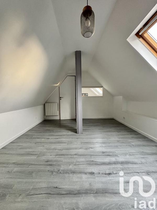 Maison - 95 m² - 5 pièces