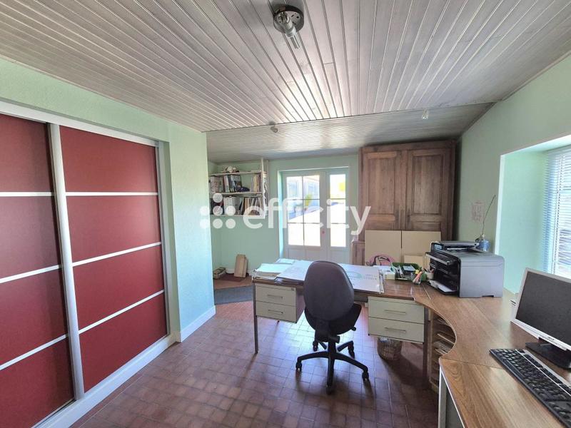 Maison - 200 m² - 7 pièces