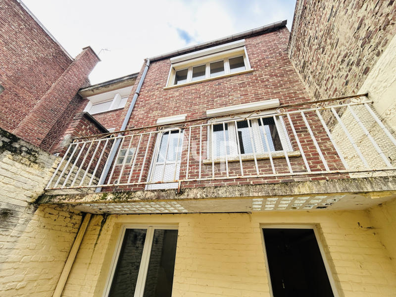 Maison - 122 m² - 5 pièces