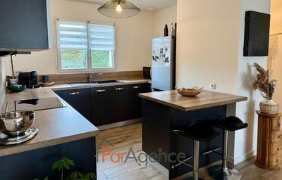 Maison - 104 m² - 4 pièces