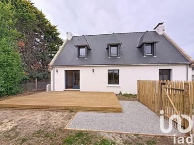 Maison - 166 m² - 8 pièces